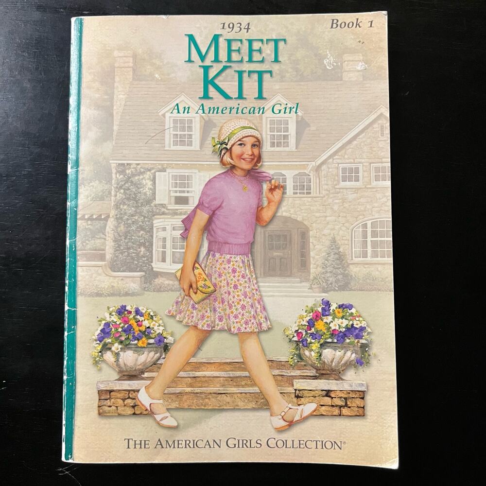 Meet‎ Kit: An American Girl 1934 (The American Girls Collection, Book 1)